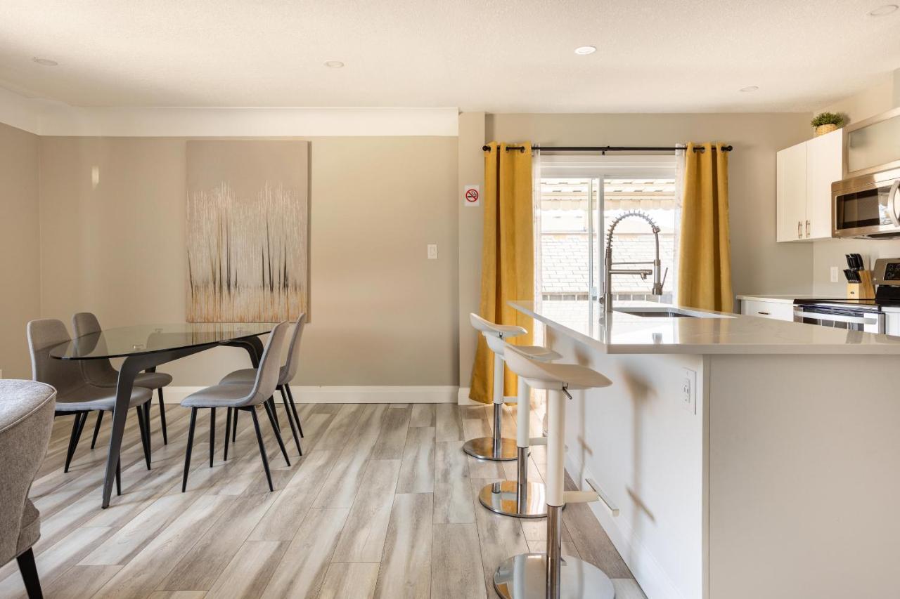 Entire 2 Bedroom Apartment Downtown - U3 Ватерлоо Экстерьер фото